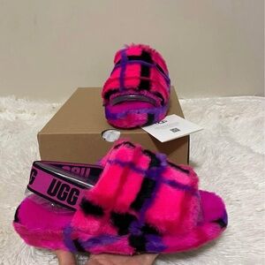 Ugg slippers new with box size 7